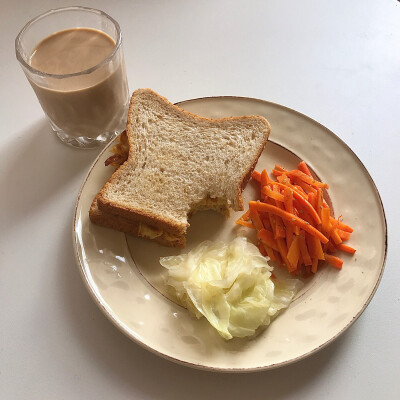 夏天就是要七彩的食物才好入口*