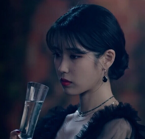 IU.李知恩/德鲁纳酒店