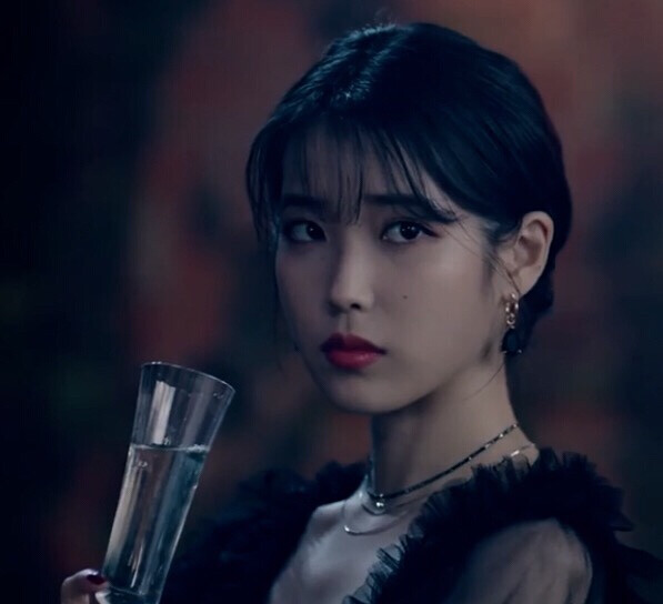 IU.李知恩/德鲁纳酒店