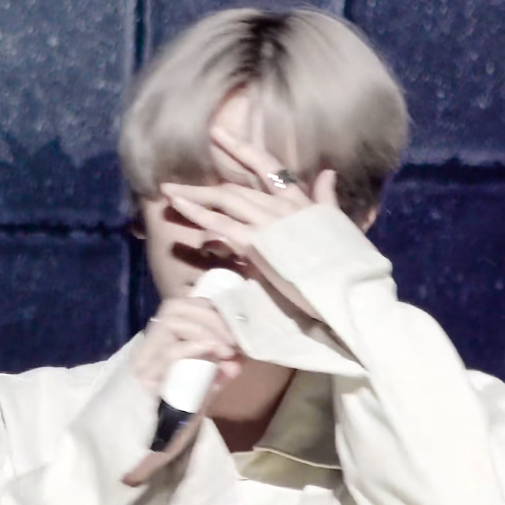 边伯贤。原截乔礼。