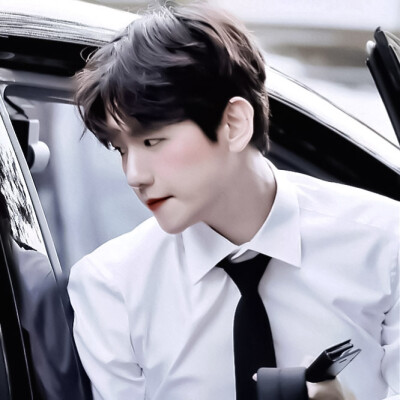 让一让好吗 我的未婚妻让我礼貌些