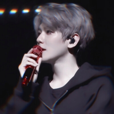 
抱歉先生 我认为你的言辞冒犯了我的小甜心