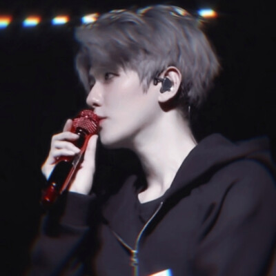 
抱歉先生 我认为你的言辞冒犯了我的小甜心