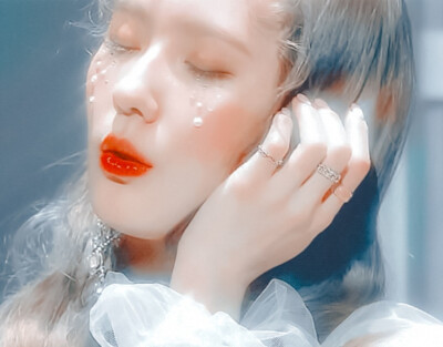 赵美延
面姐超仙！！！