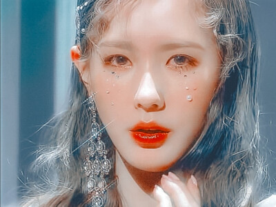 赵美延
面姐超仙！！！