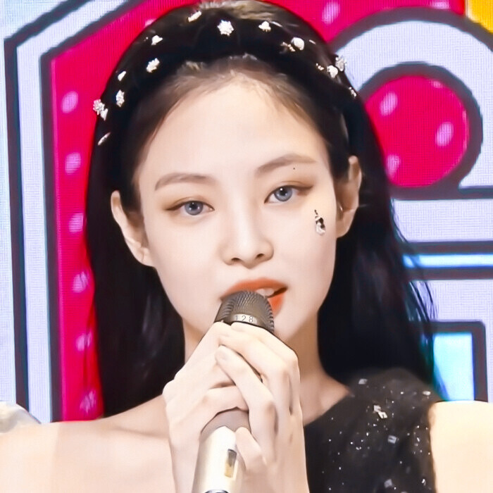 ◆金珍妮 JENNIE▪BLACKPINK
二转注明XUNIR禁二改
原江纪然