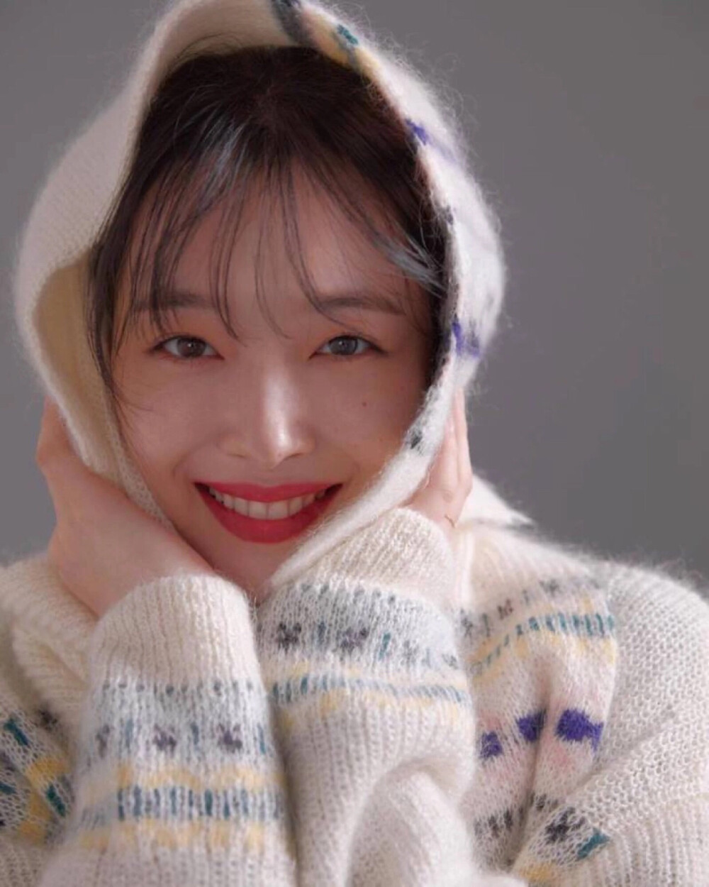 sulli 崔雪莉 水蜜桃女孩