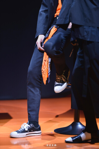 190507 植村秀品牌活动 @UNIQ-王一博 cr:logo