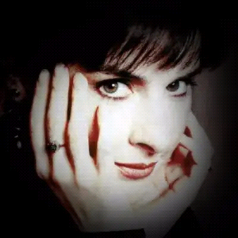 Enya♛♛♚♭♬♪♥♥♡♥♥♡♥♥♥♡♡♥♥♥♡