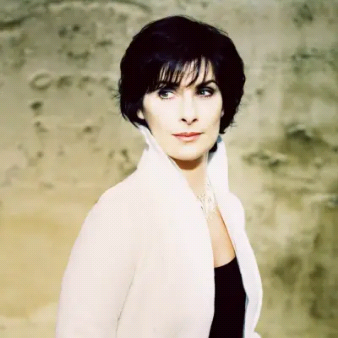 Enya♛♛♚♭♬♪♥♥♡♥♥♡♥♥♥♡♡♥♥♥♡