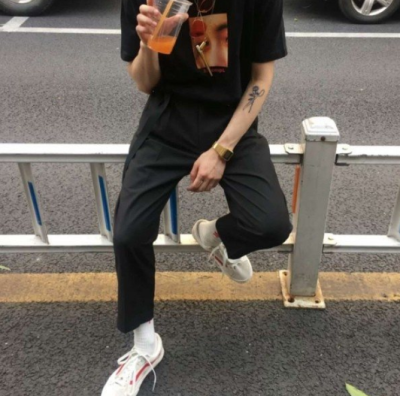 宝藏男头