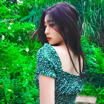 “Summer break is coming☀️
赴槑.