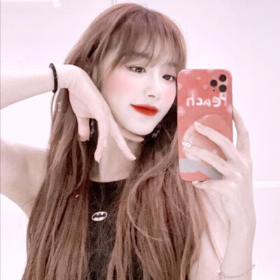 -孔雪儿✨孔猪猪-