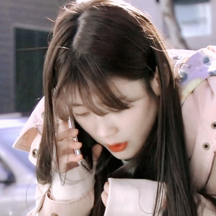 © 贩 售 魔 法 棒
原截.朴知鱼