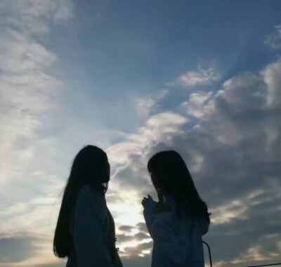 天空四人闺蜜头像