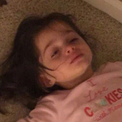 超有感觉的女生头像
好看到我暴风雨哭泣
图二三四很适合当闺蜜头像喔