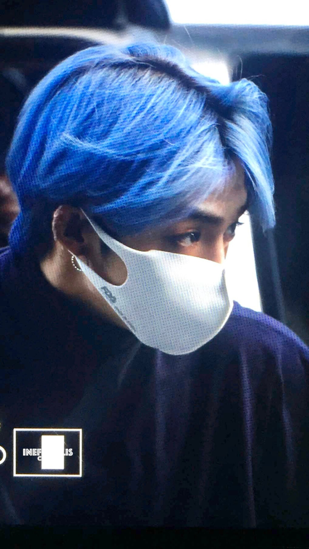 SEVENTEEN 崔胜澈 队长 酷酷
蓝发酷酷太帅了！！神仙发色