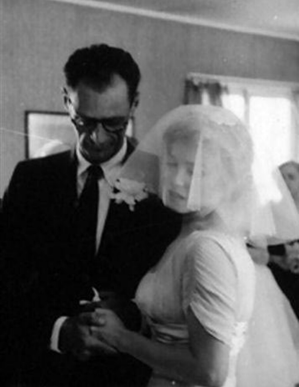 Marilyn Monroe and Arthur Miller After Marriage Ceremony 1956
