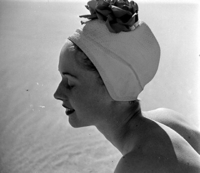 Bathing Suits & Caps，1950 