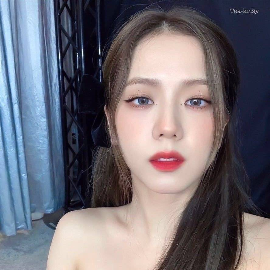 jisoo✨人间四月天