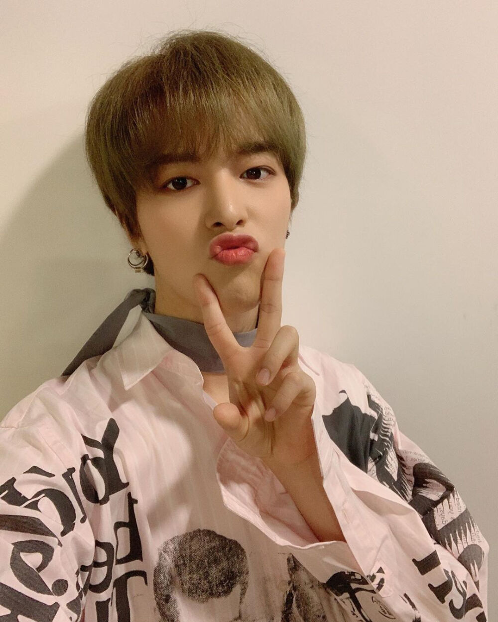 ONEUS 金英助/RAVN
cr.official_oneus