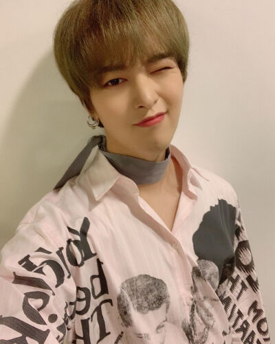 ONEUS 金英助/RAVN
cr.official_oneus