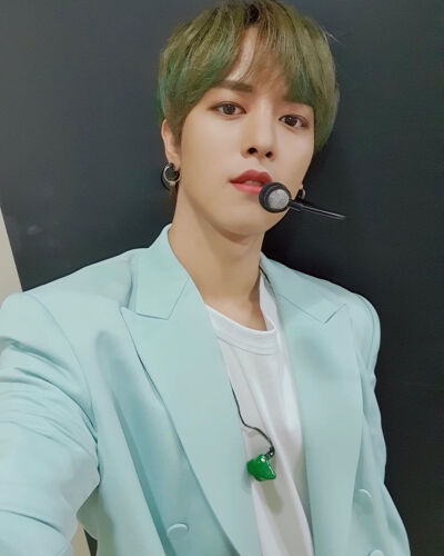 ONEUS 金英助/RAVN
cr.official_oneus