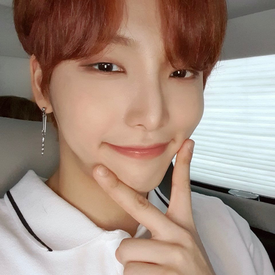 ONEUS 李抒澔/SEO HO
cr.official_oneus