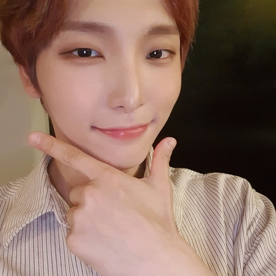 ONEUS 李抒澔/SEO HO
cr.official_oneus