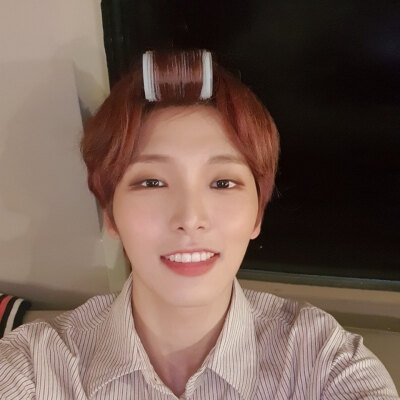 ONEUS 李抒澔/SEO HO
cr.official_oneus