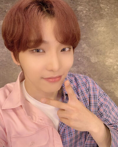 ONEUS 李抒澔/SEO HO
cr.official_oneus