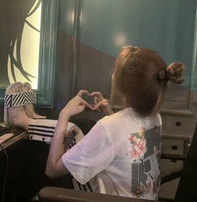 二传注明堆糖:小亓喝牛奶