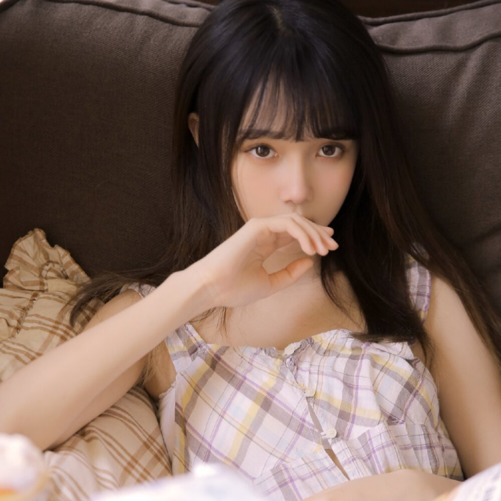 女组
图中女主:SNH48宋昕冉
二传标明dt舞尽风情