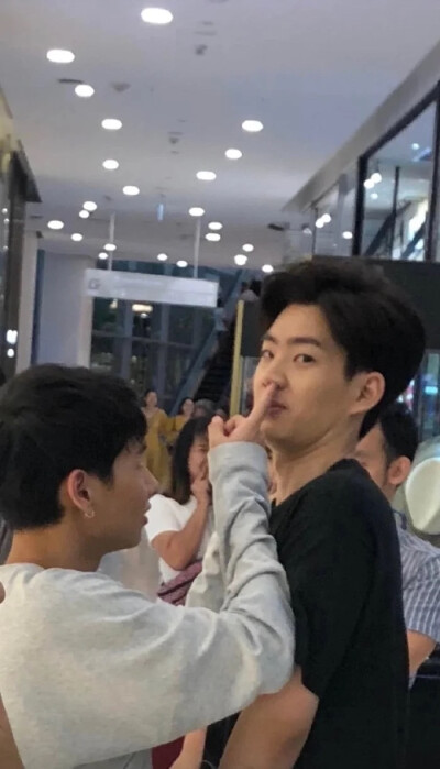 offgun/关钟鹏/爸比滚宝/全世界最甜的offgun/OG/爱情理论/我的狗狗男友/babii