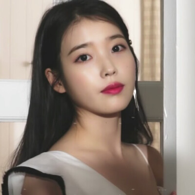 IU
二改注明花官