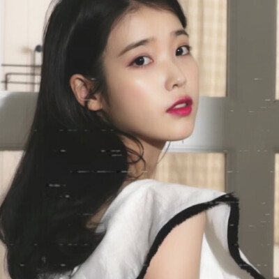 IU
二改注明花官