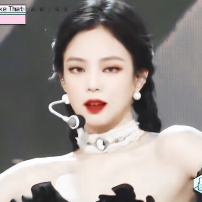 金智妮Jennie/
©嘟熊画报/宋玄