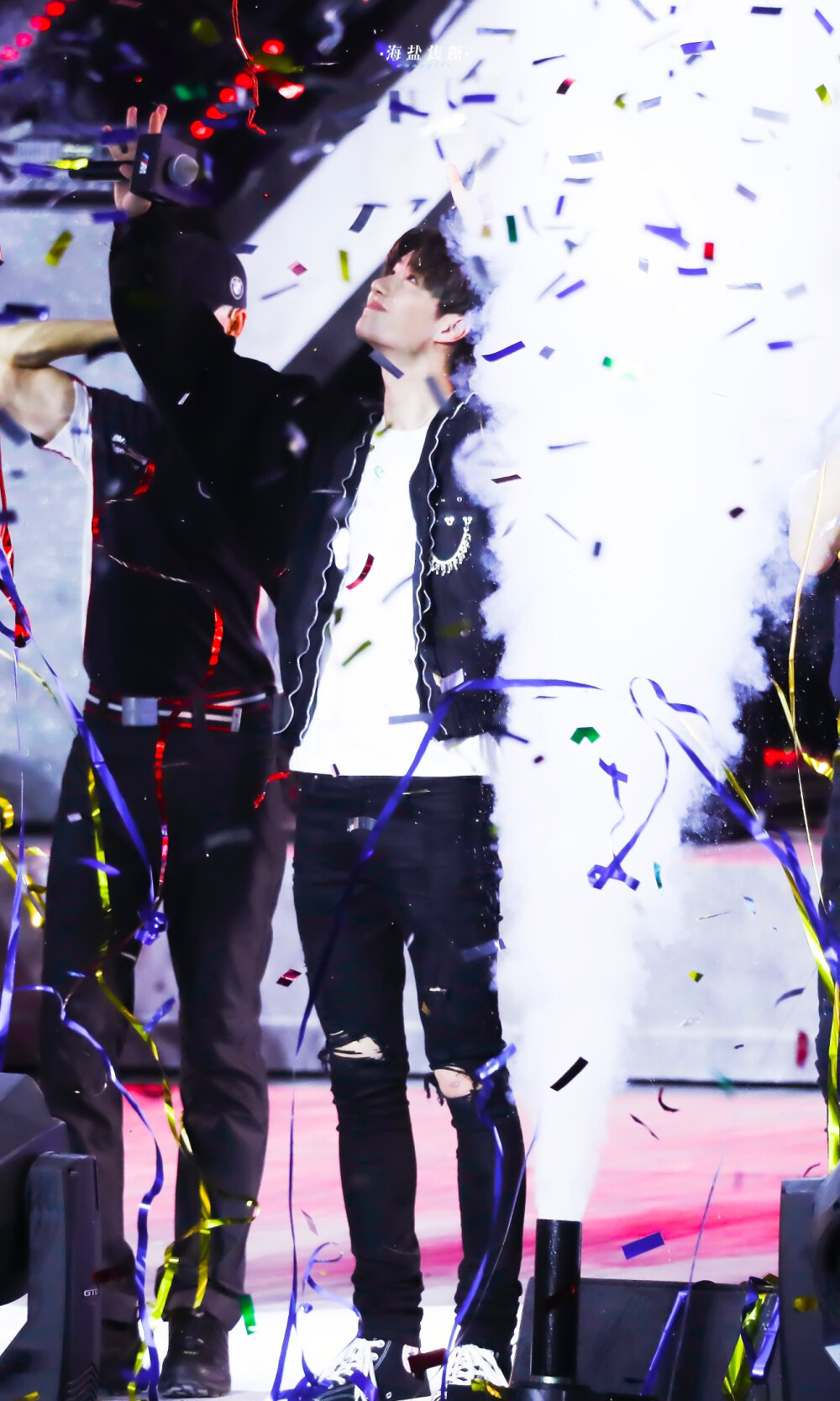 180915 宝马嘉年华 @UNIQ-王一博 ♡幸运buff加持♡ cr:logo