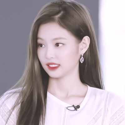 Jennie/宋稚气
啊以前的库存了，原截忘了，知道的告知一下