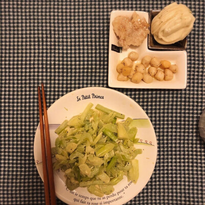 咖喱包菜炒肉末 黄油炒带子