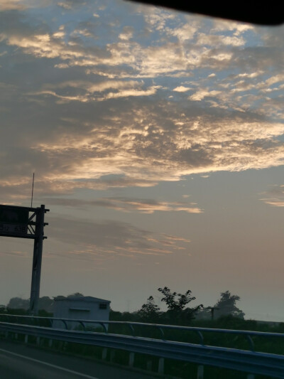 今日捕捉到的美丽夕阳