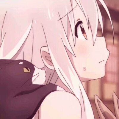 ʚɞ
柠檬水打翻的瞬间 看到了夏天