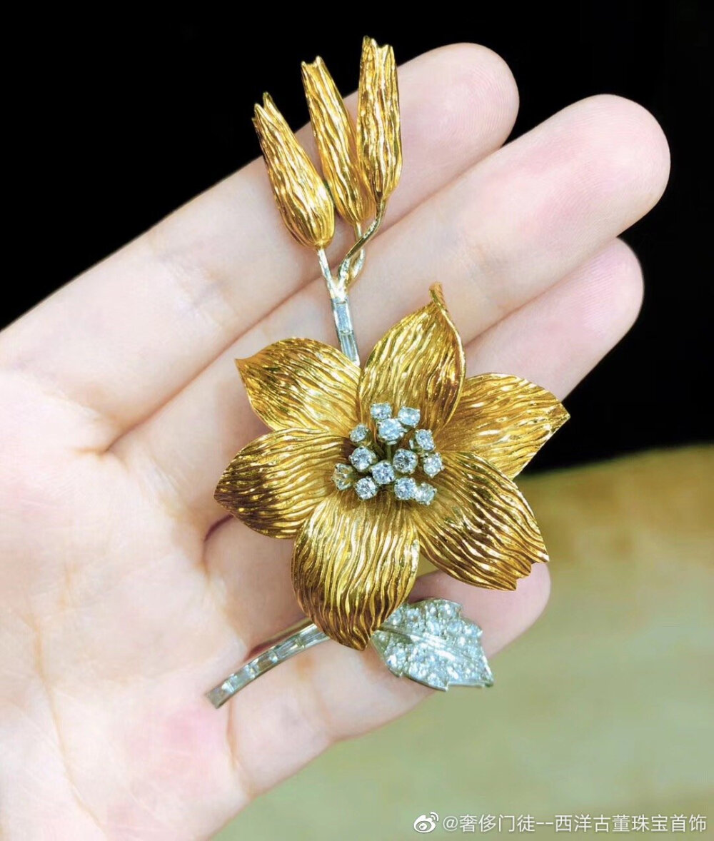 花朵古董珠宝