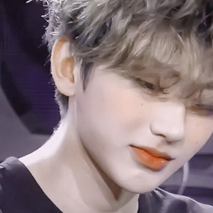 #蔡徐坤
原许一年