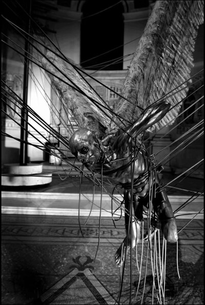 “堕天使路西法” 英国艺术家 Paul Fryer
