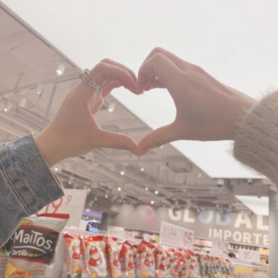 这 应该是旗袍吧 dsn公主