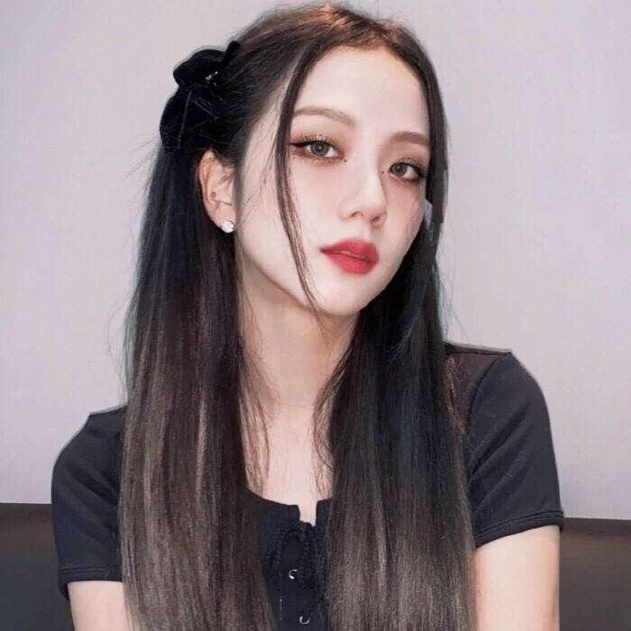 江雨甜
毁了毁了