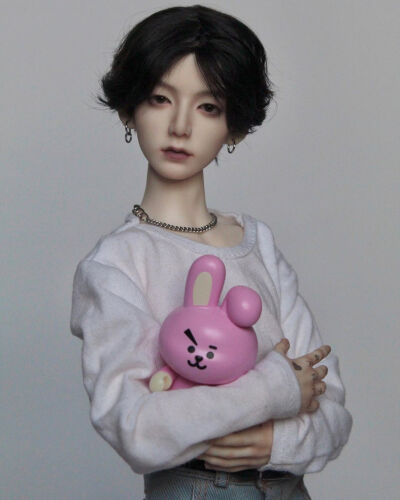 bts dolls
田柾国人偶
BJD