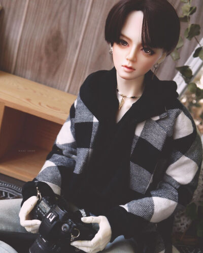 bts dolls
田柾国人偶
BJD