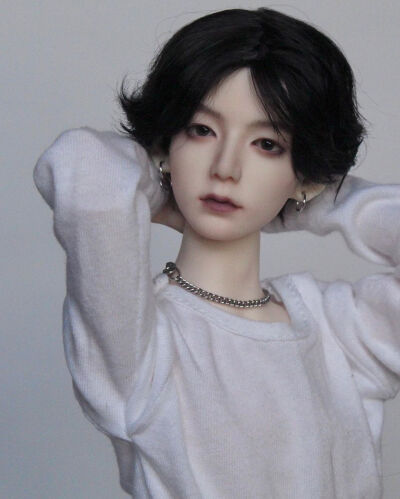 bts dolls
田柾国人偶
BJD